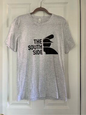 NWOT "THE SOUTH SIDE"  (CHICAGO) T-SHIRT MENS MEDIUM GRAY EXCELLENT CONDITION